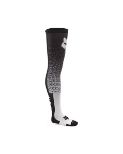 SKARPETY FOX FLEXAIR FRACTURE KB WHITE/BLACK M